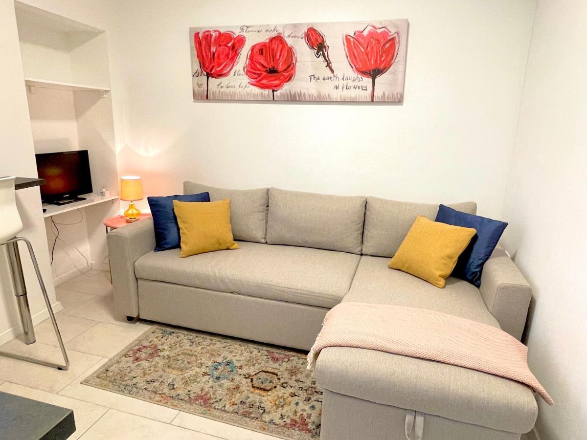 شقة Happy Casa Isola Piccola إيزولا المظهر الخارجي الصورة